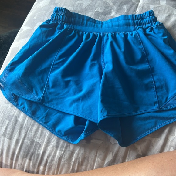 LuLu Shorts - Picture 2 of 4